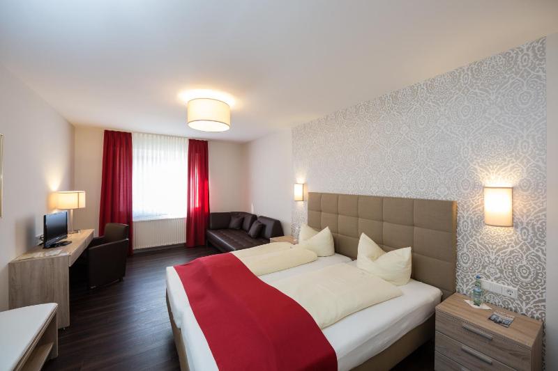 Comfort Double or Twin Room image 3