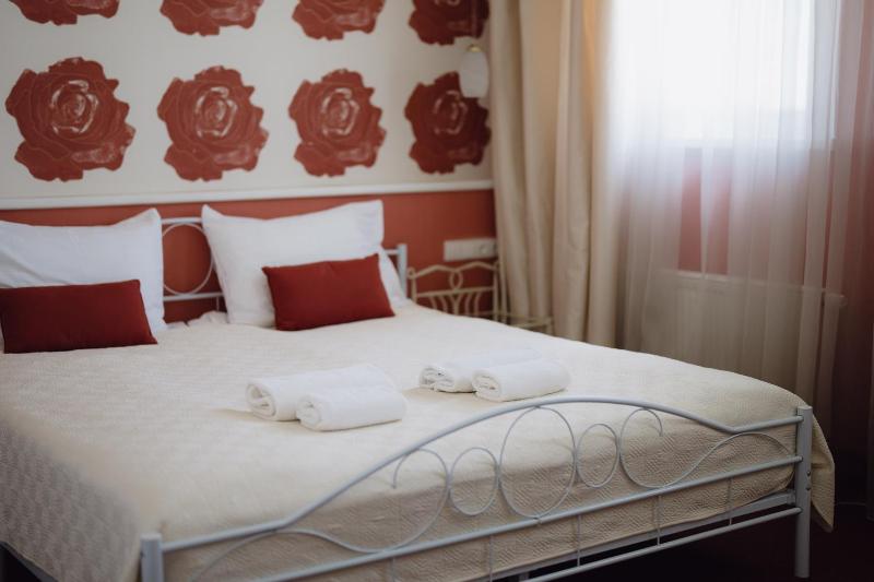 Deluxe Suite image 2