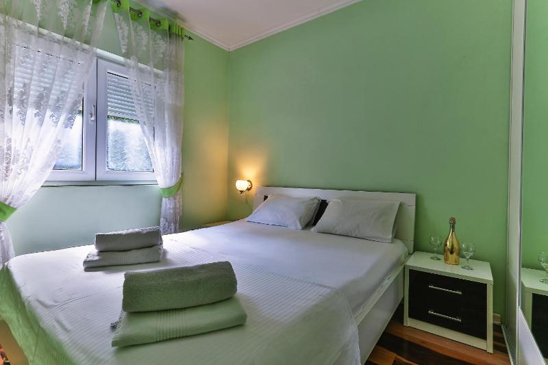 Montesun Holiday Novak Home - image 15