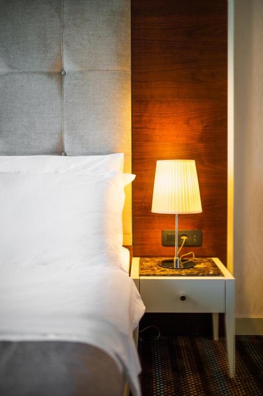 Business Suite image 3