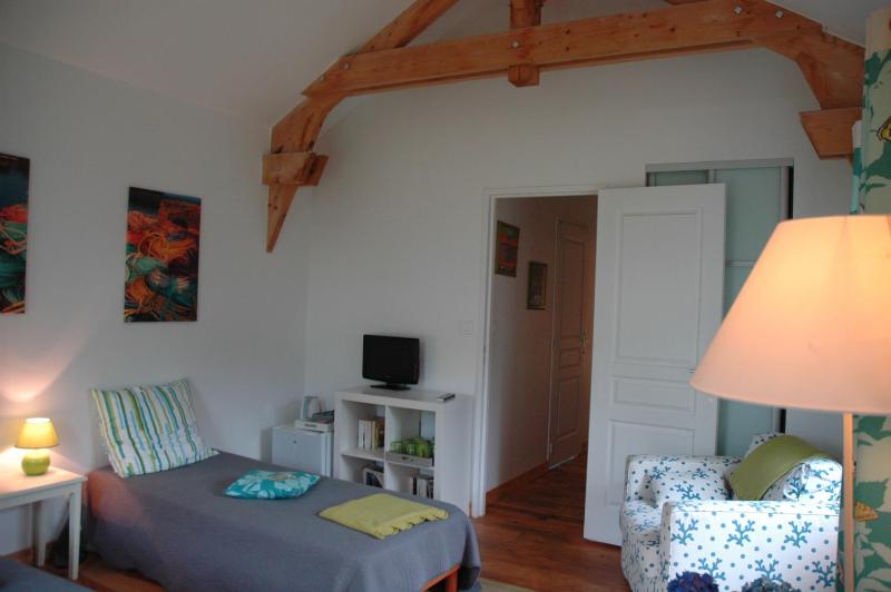Family Room image 4
