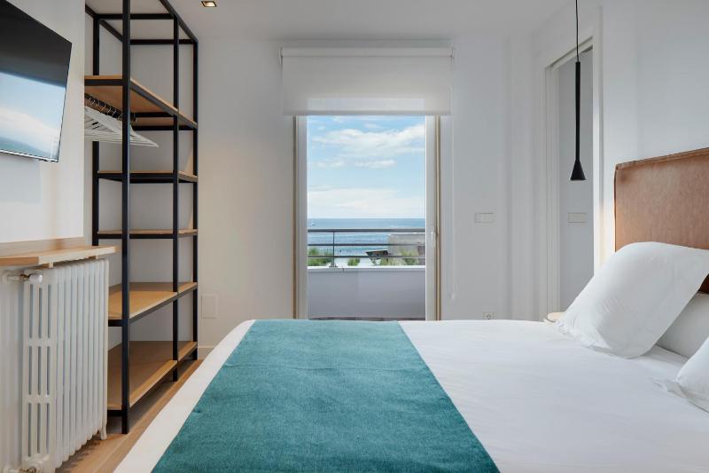 Zinemaldi Suite by FeelFree Rentals - image 15