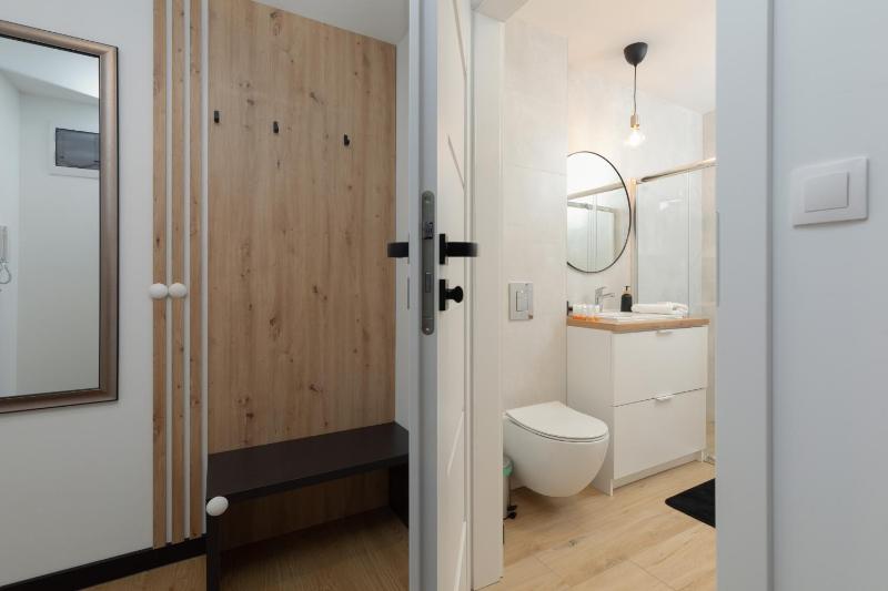 Baltic Apartment Marynarska by Noclegi Renters - image 17