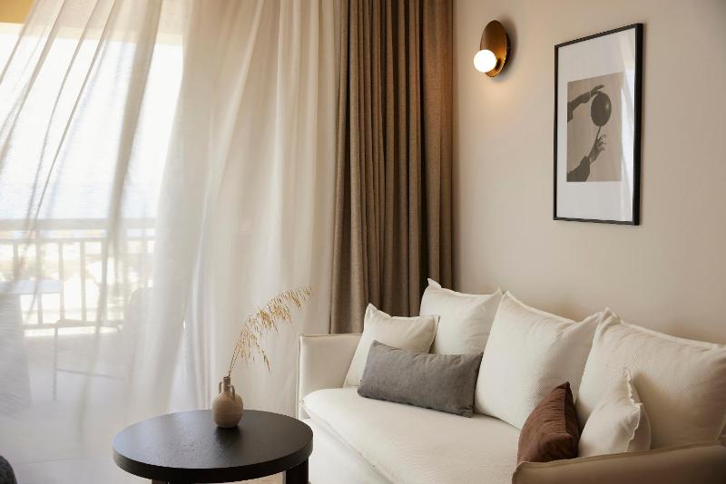 Superior Room with Sea View image 1