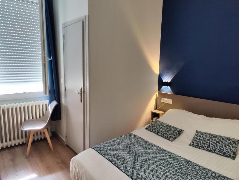 Hotel Des Lices - Angers - image 7