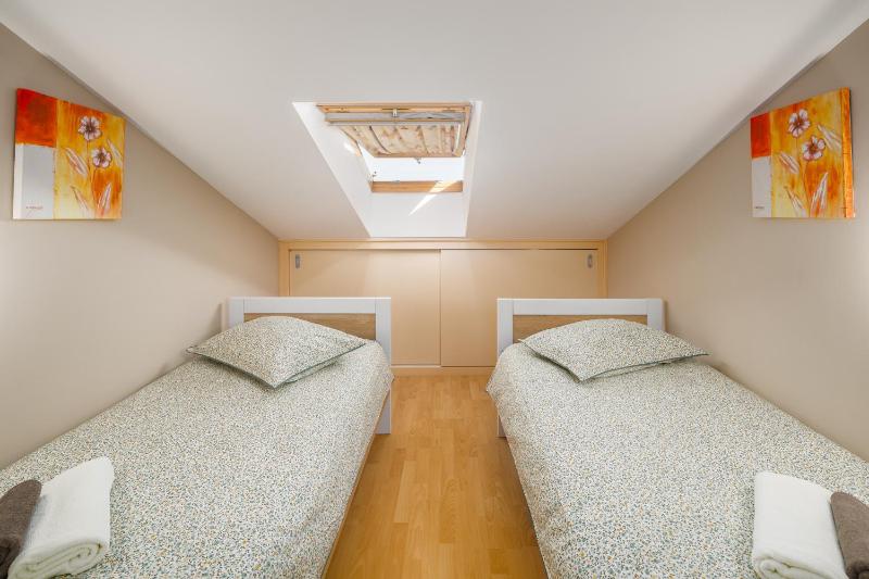 Deluxe Apartment image 3