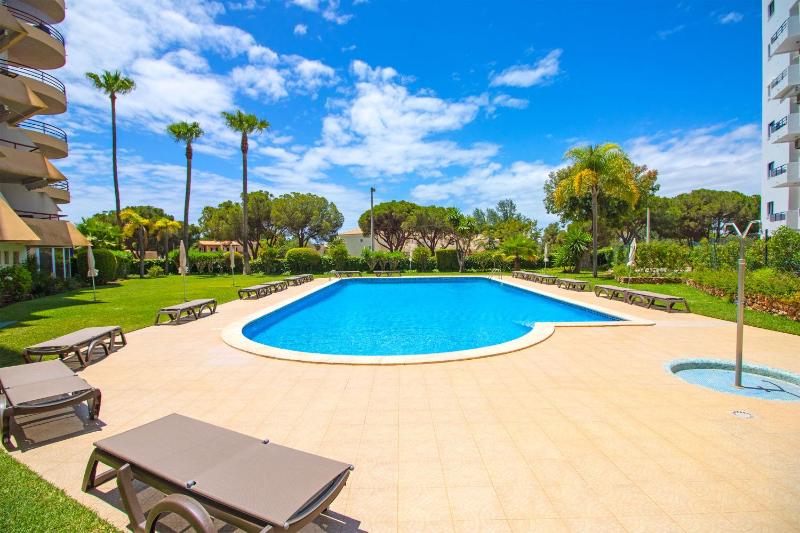 Apartamento Varandas do Sol by Algarve Holidays - image 21
