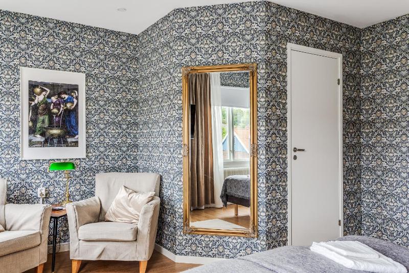Superior Double or Twin Room image 3