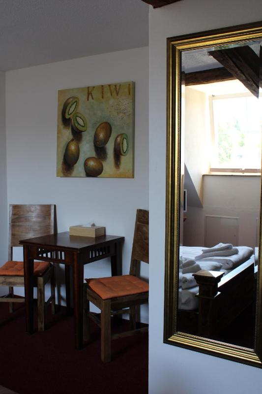 Double Room with Shared Bathroom image 3