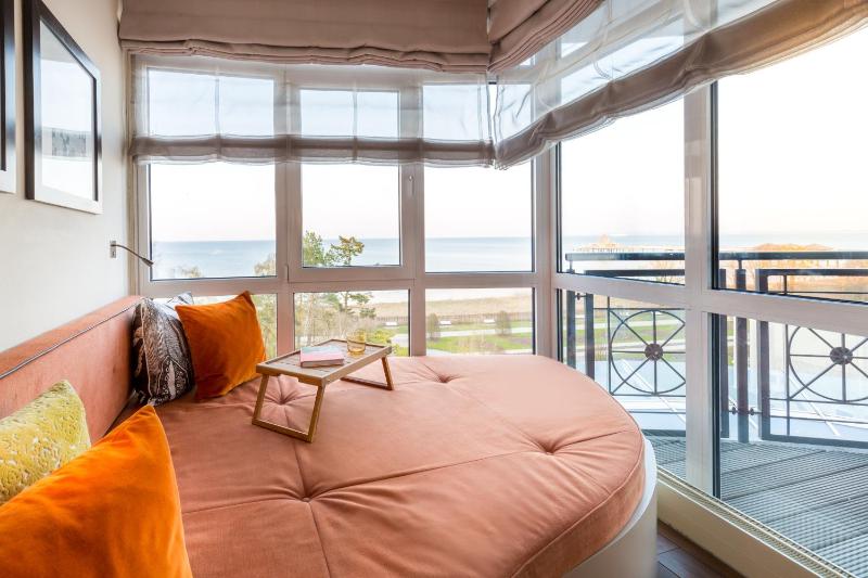 Suite with Sea View image 2