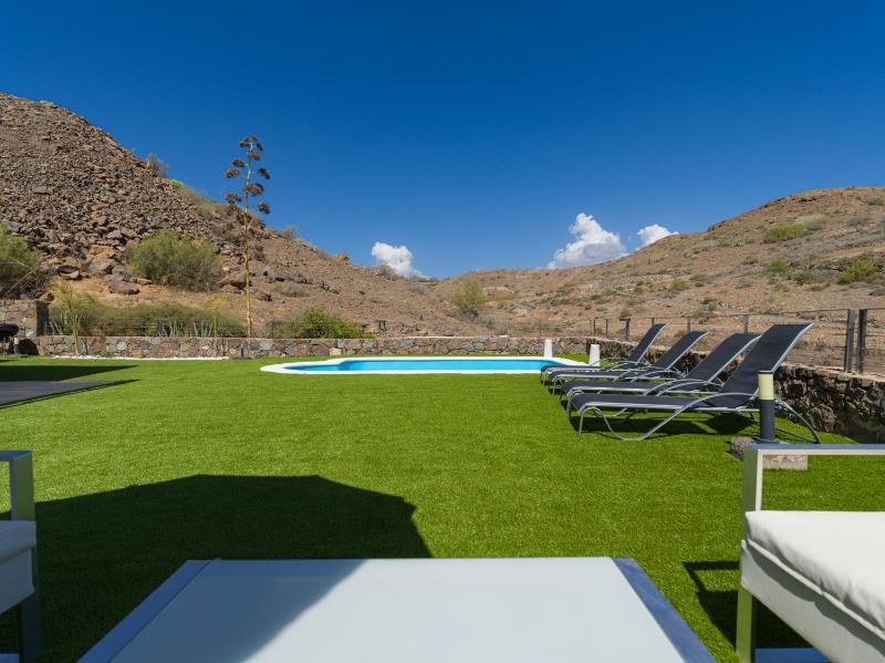 Salobre private pool overlooking to the golf course- Pet friendly - image 17