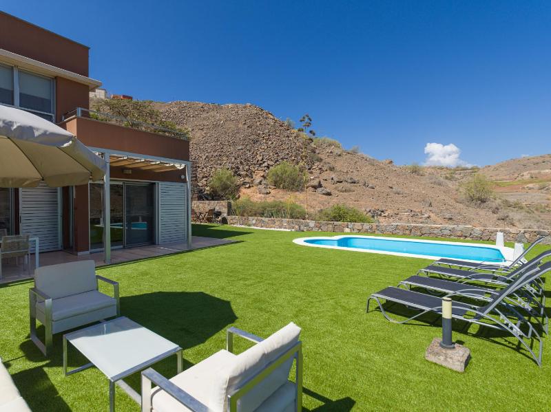 Salobre private pool overlooking to the golf course- Pet friendly - image 8