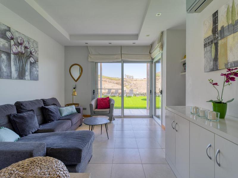 Salobre private pool overlooking to the golf course- Pet friendly - image 9