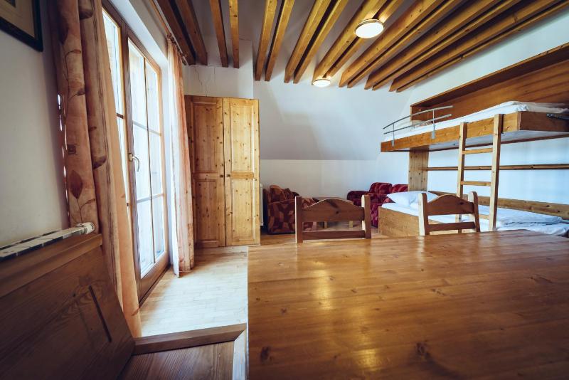 Two-Bedroom Apartment with Balcony image 1