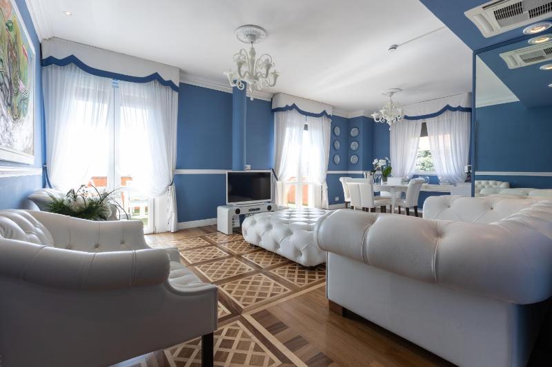 Suite image 1