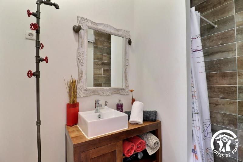 Studio with Garden View image 2