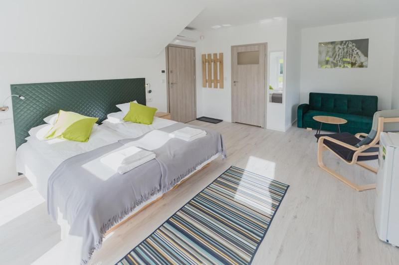 Double Room with Balcony image 1