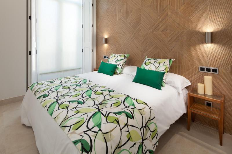 INMálaga Santos Suites 2 - image 15