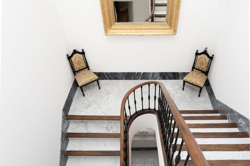 INMálaga Santos Suites 2 - image 6
