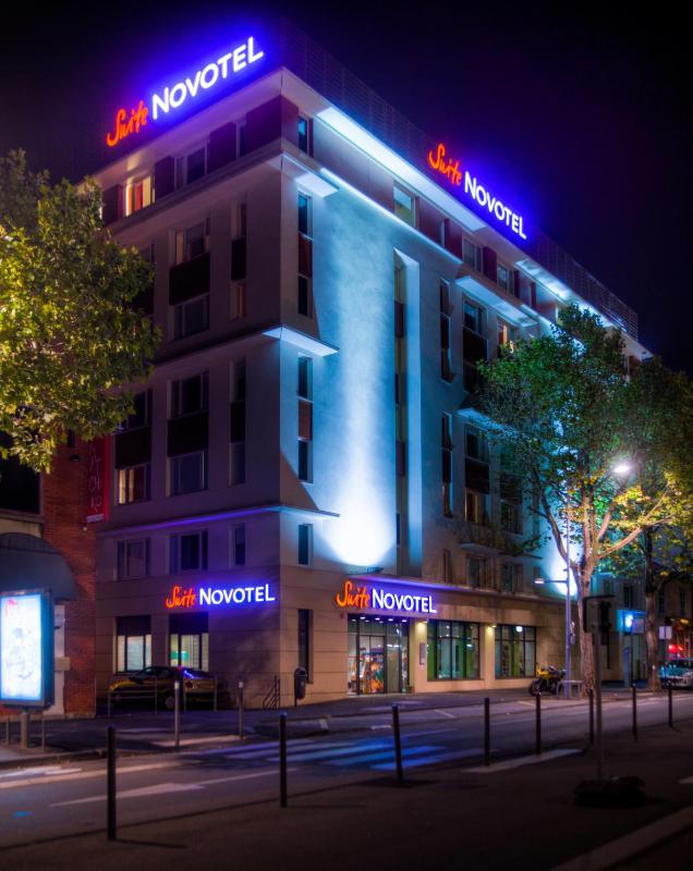 Novotel Suites Clermont-Ferrand Polydome - image 23