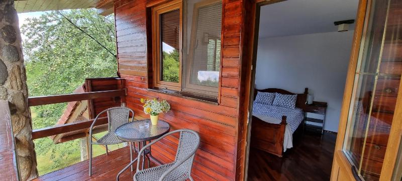 Small Double Room image 4