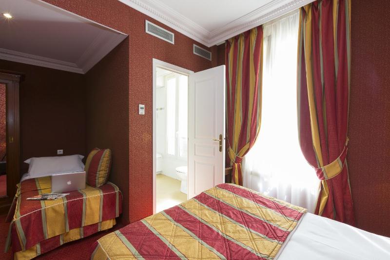 Triple Room image 3