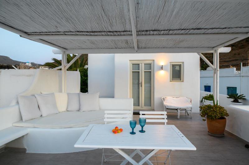 Deluxe Suite with Sea View image 3