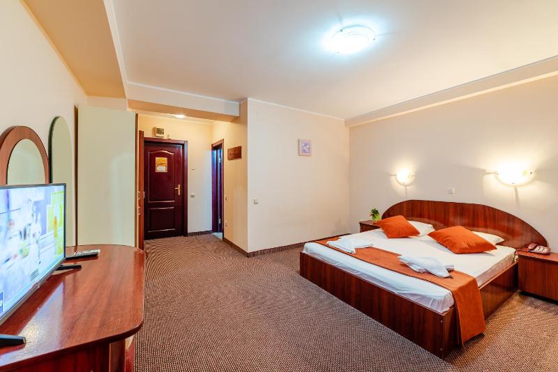 HOTEL GIULIA - locatie centrala - image 17