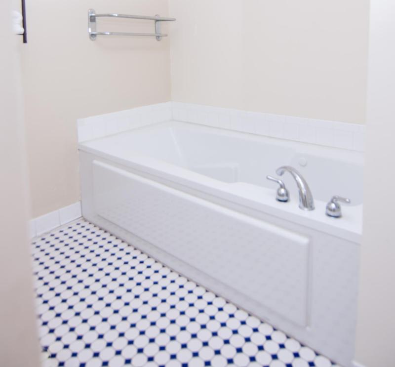 Two Queen Beds with Spa Tub image 2