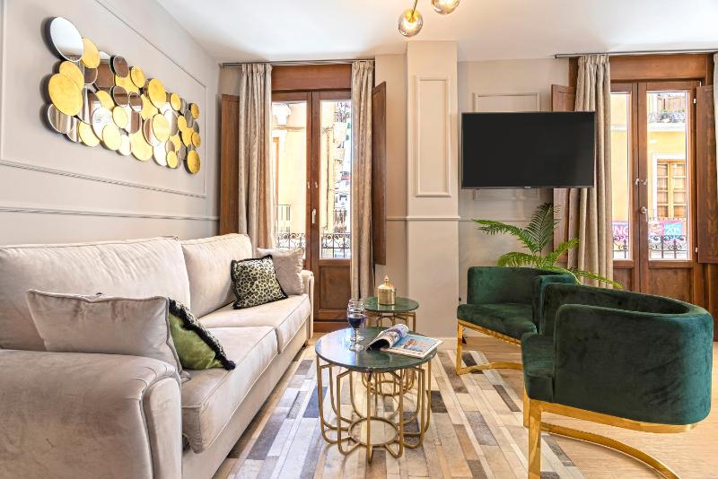 Genteel Home Mesones - image 1