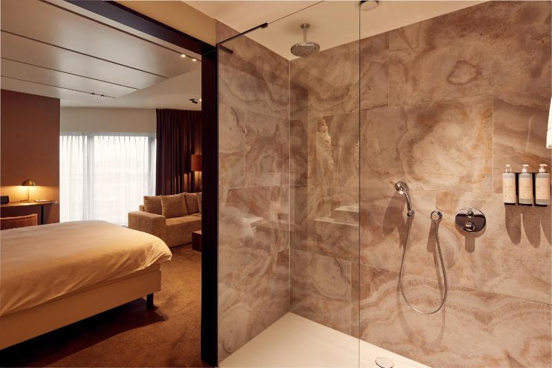 Suite image 2