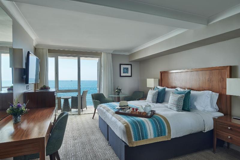 Deluxe Double Room image 3