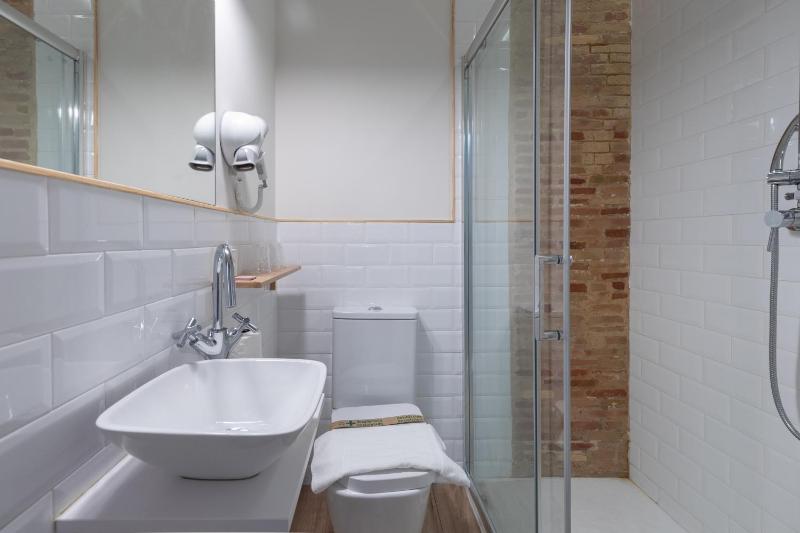 Triple Room image 2
