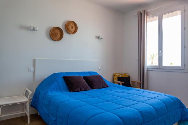 Superior Double Room with Sea View image 1