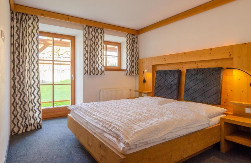 Two-Bedroom Apartment image 4