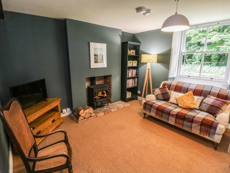 Snowdrop Cottage - image 6