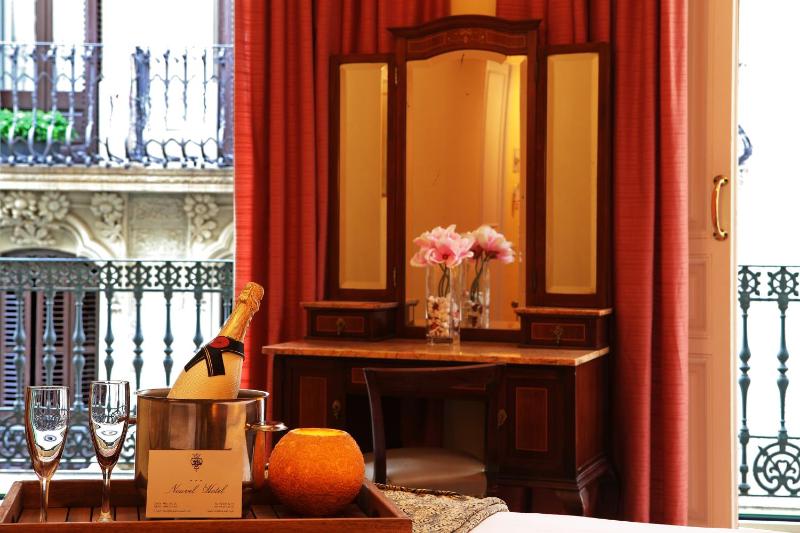 Junior Suite image 2