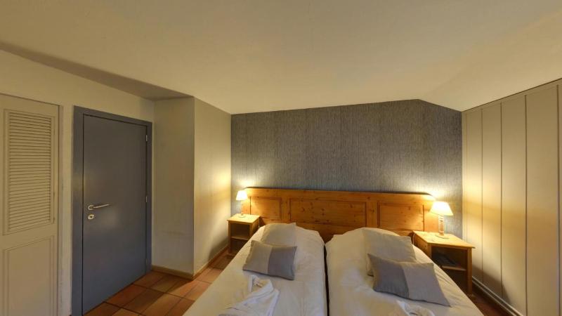 Twin Room Main Building image 1