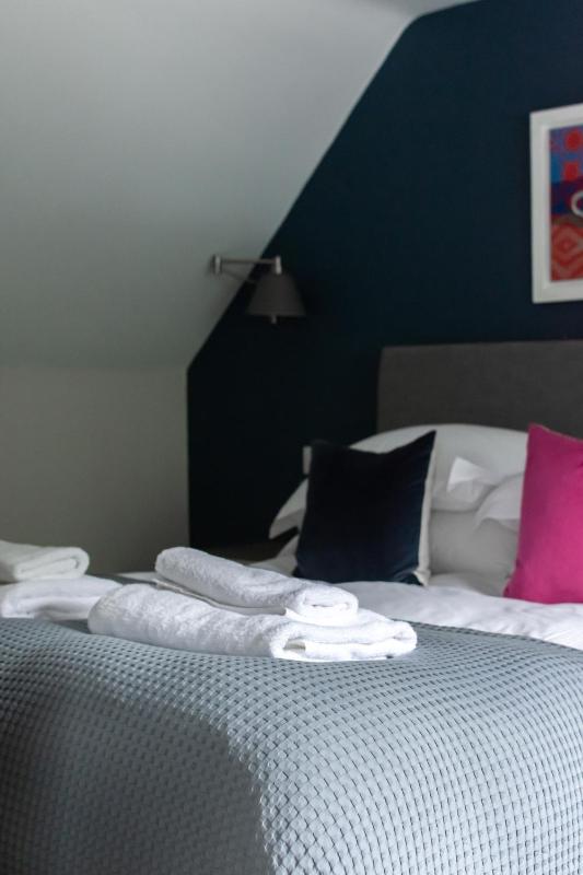 Double Room with Private Bathroom image 4