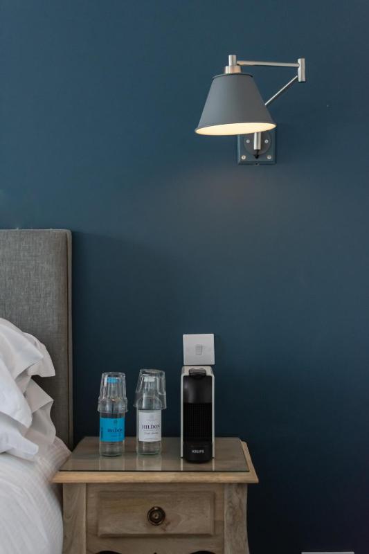 Standard Double Room image 3