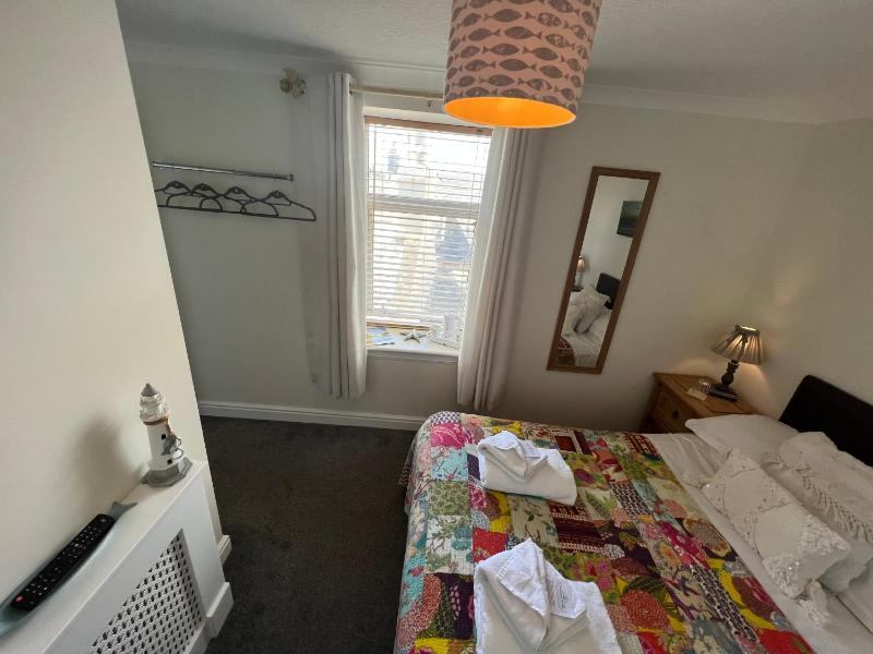 Double Room with Private Bathroom image 4