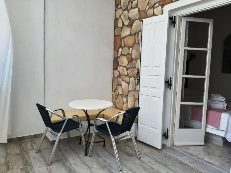 Two-Bedroom Suite image 3
