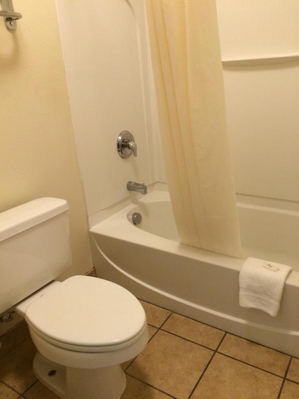 Double Room with Two Double Beds - Non-Smoking image 3