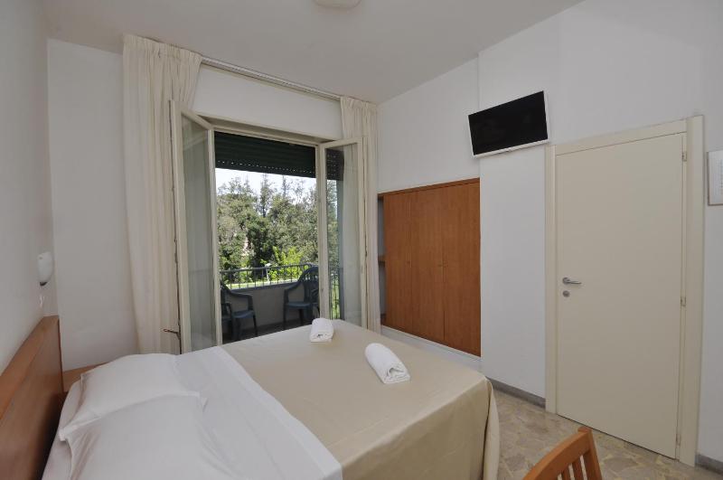 Double or Twin Room with Balcony image 1