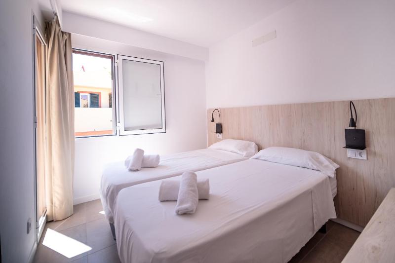 Sant Joan Apartaments - Adults Only - image 9