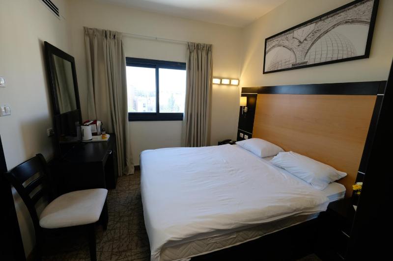 New Capitol Hotel - Jerusalem - image 10