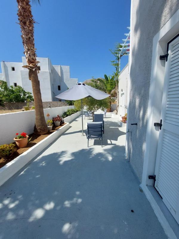 Quadruple Room with Garden View image 4