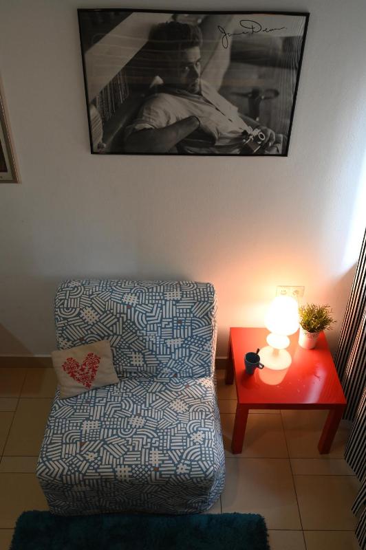 Quadruple Room with Shared Bathroom image 2