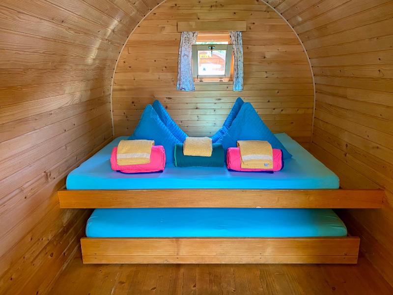 Pod with Shared Bathroom image 2