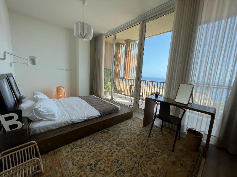 Green Coast beach villa with pool hot tub & sauna - image 12